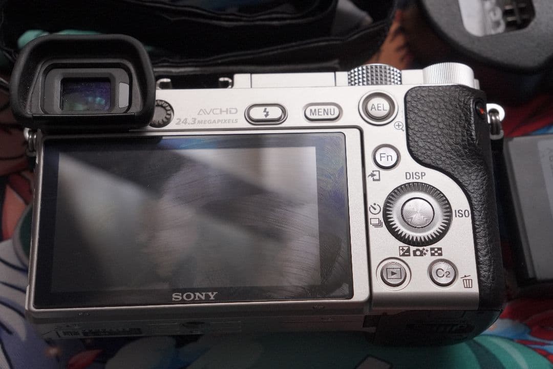 SONY α6000 ミラーレスカメラ シルバー