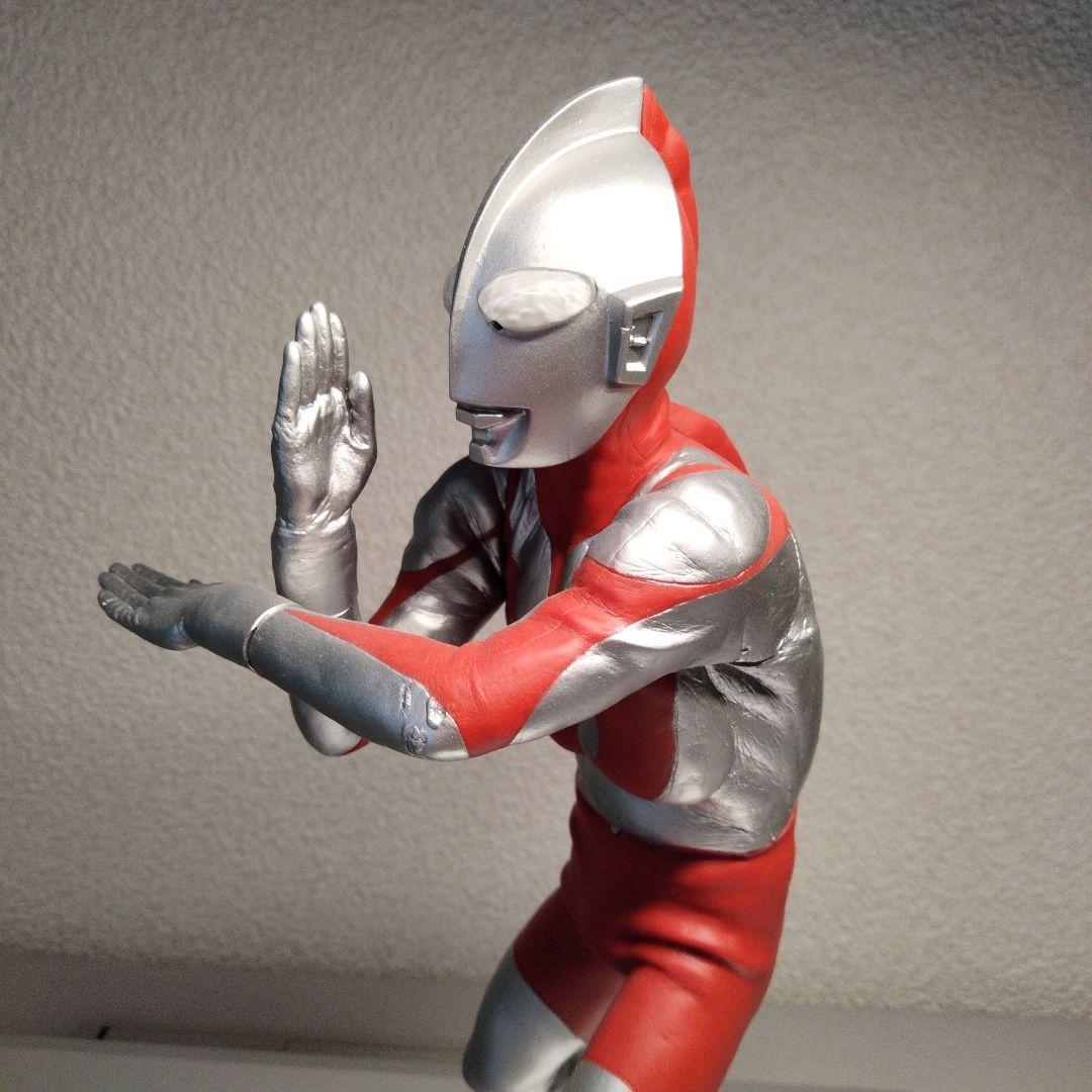 CCPウルトラマン 1/6 Cタイプ スペシウム光線