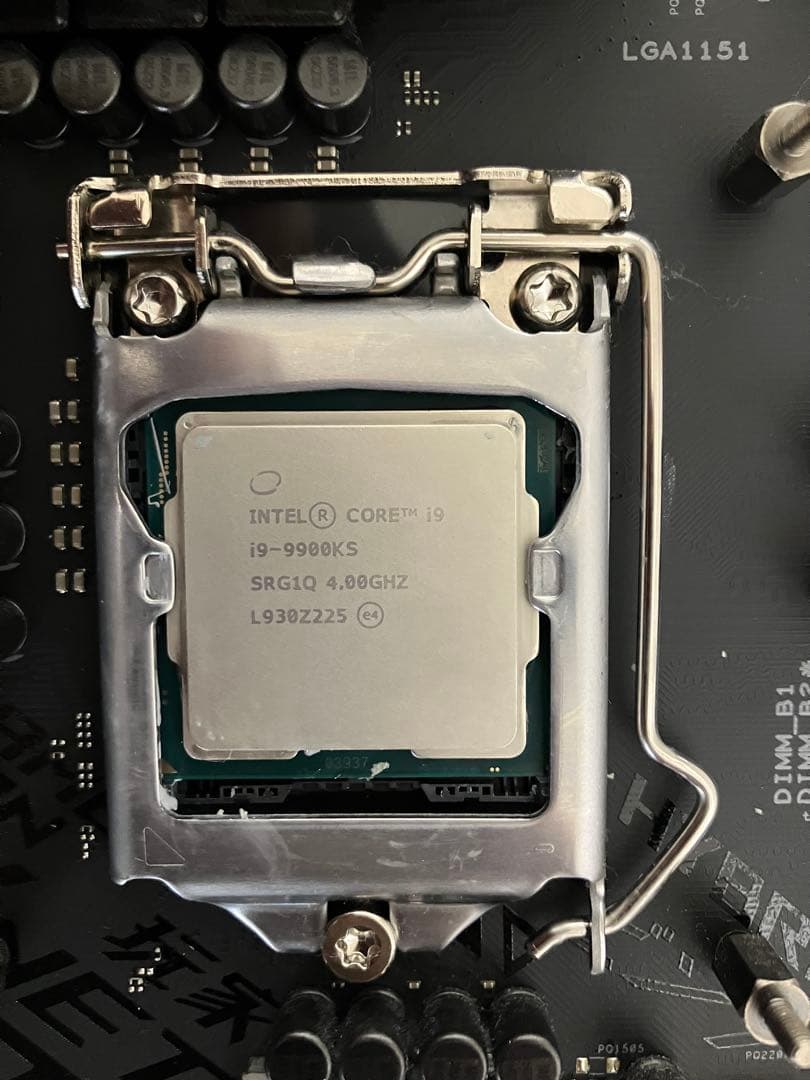 9-9900KS + ROGSTRIX Z390-F GAMING マザーボード