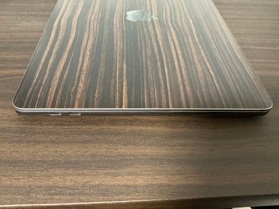 M1 MacBookPro 13.3 16GB 1TB USキー 中古 オマケ付