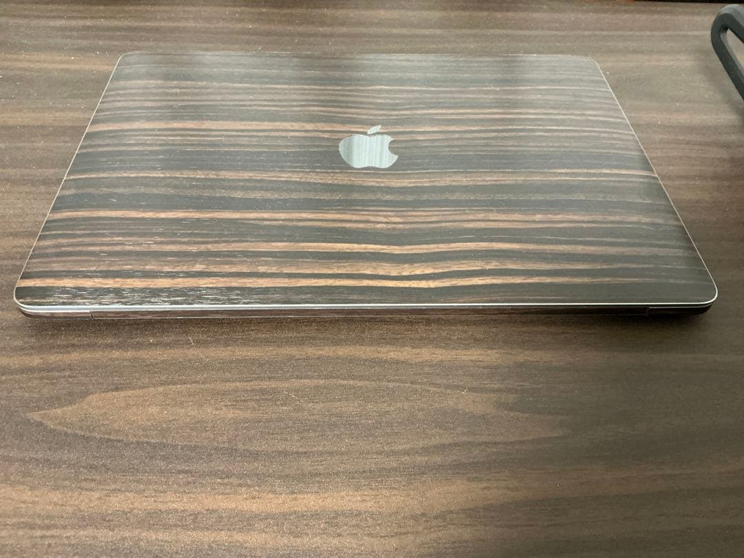 M1 MacBookPro 13.3 16GB 1TB USキー 中古 オマケ付