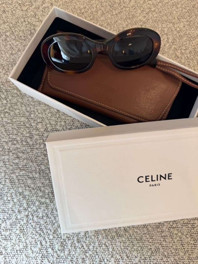 CELINE トリオンフ サングラス