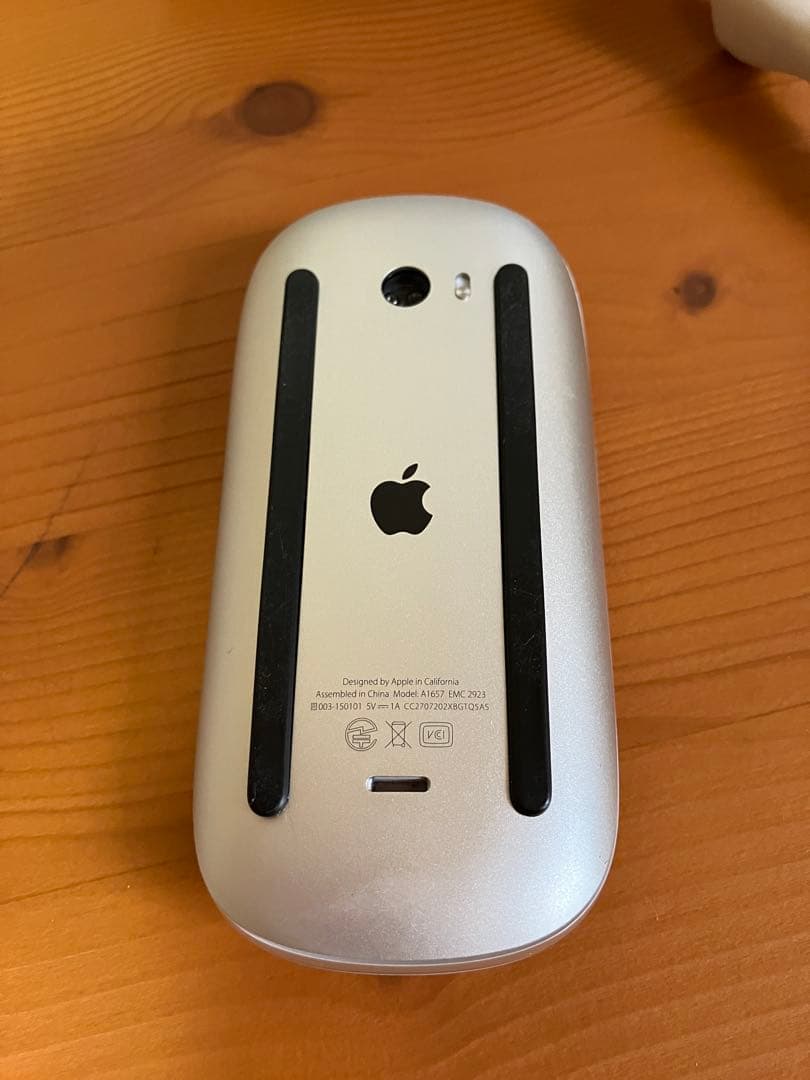 Apple iMac 21.5インチ Retina 4K (2015)