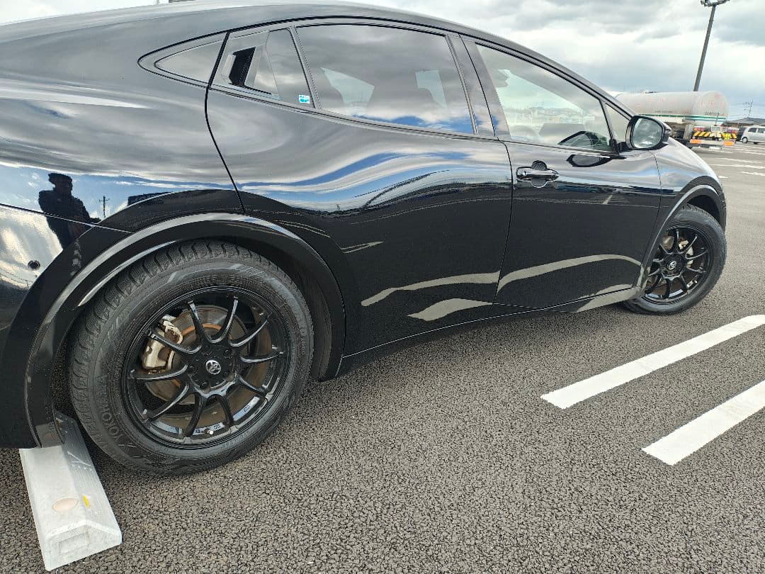 ホ*タ様 プリウス60 アルミホイール4本 スタッドレス 195/60R17