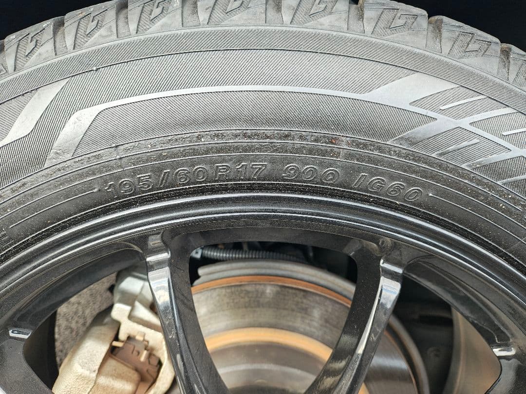ホ*タ様 プリウス60 アルミホイール4本 スタッドレス 195/60R17