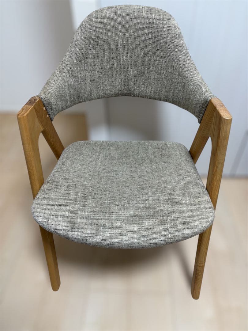 ダイニングチェアー　ブラス　①