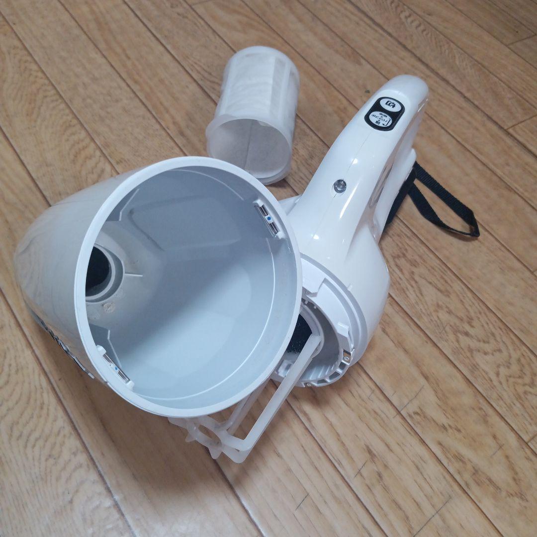 マキタ10.8V充電式クリーナーCL108FD 純正充電器、バッテリー付