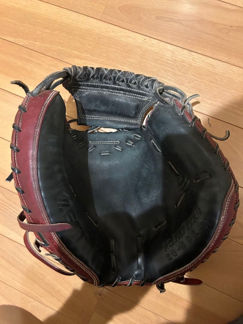 こ*は様 プロ野球選手　実使用　キャッチャーミット　西武ライオンズ　プロステイタ