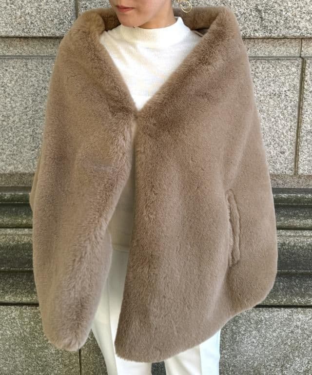 JENNE リッチボリュームファーケープ新品未使用タグつき　柴犬カラー