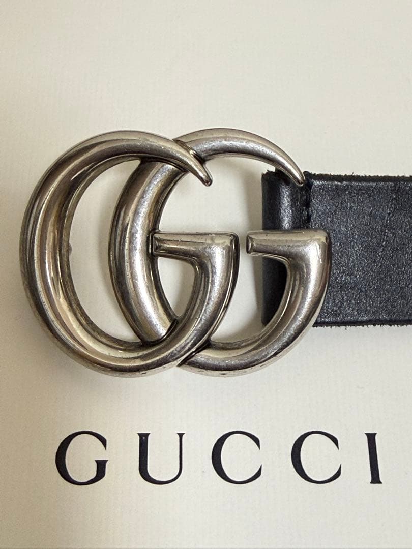 GUCCI ブラック レザー ベルト GGロゴ