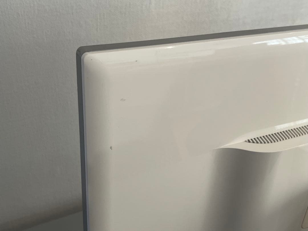 LG UltraHD 27インチ 4K ディスプレイ 27UD88-W