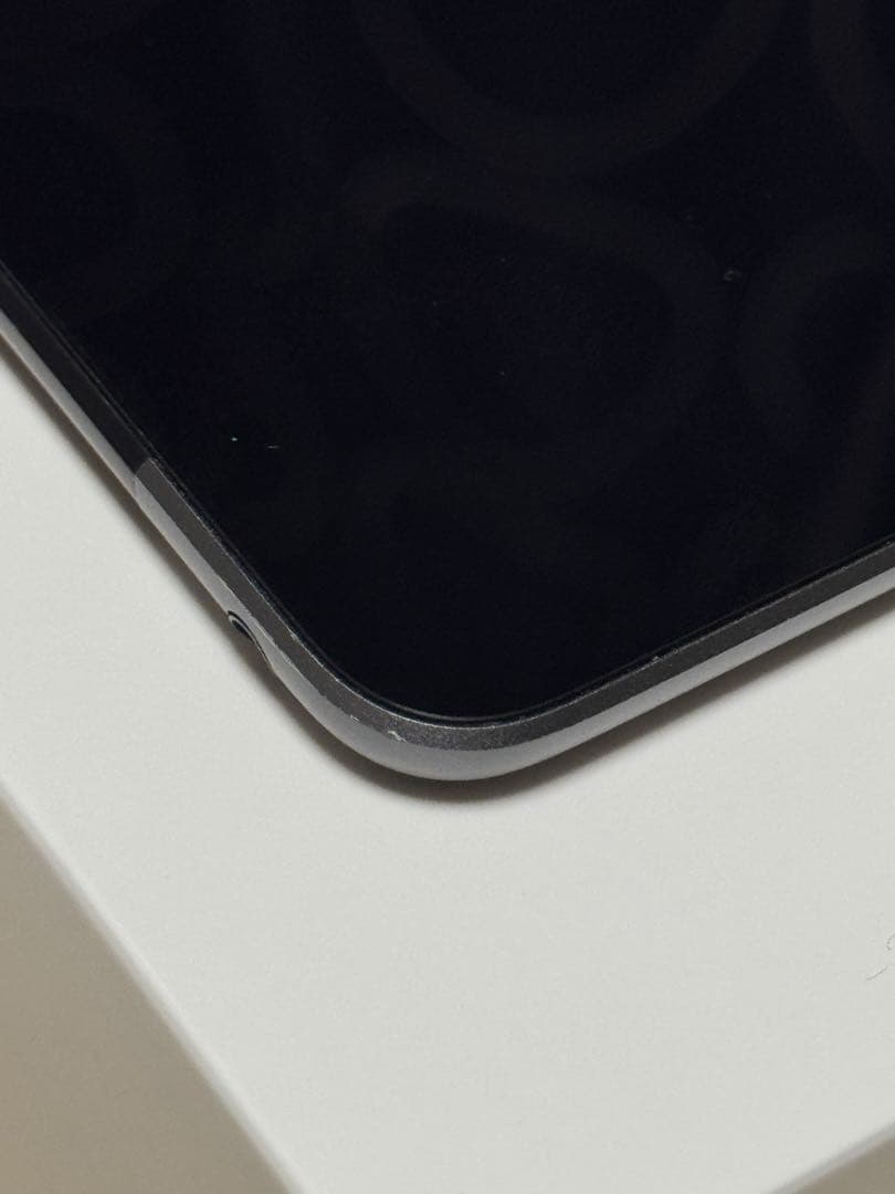 apple iPad 第8世代　32GB simフリー スペースグレー