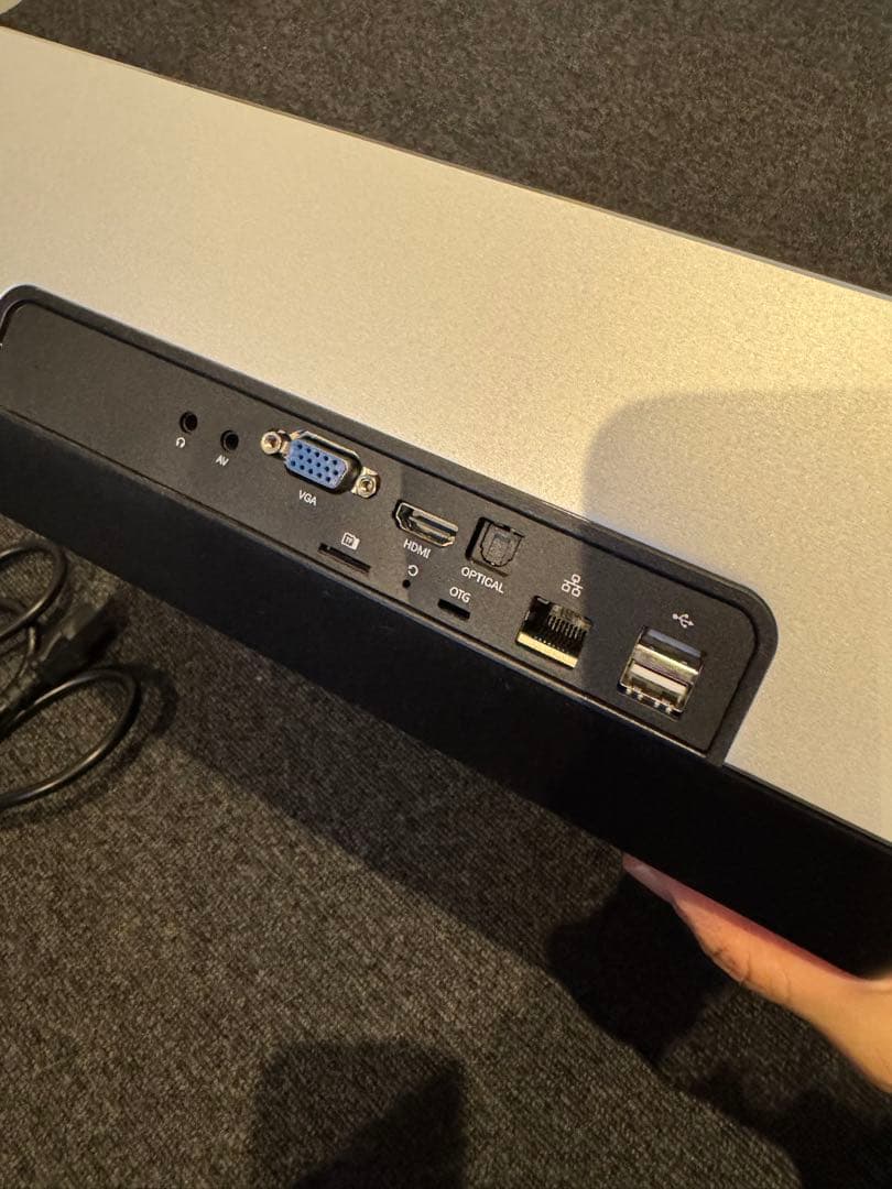 超短焦点プロジェクター 本体