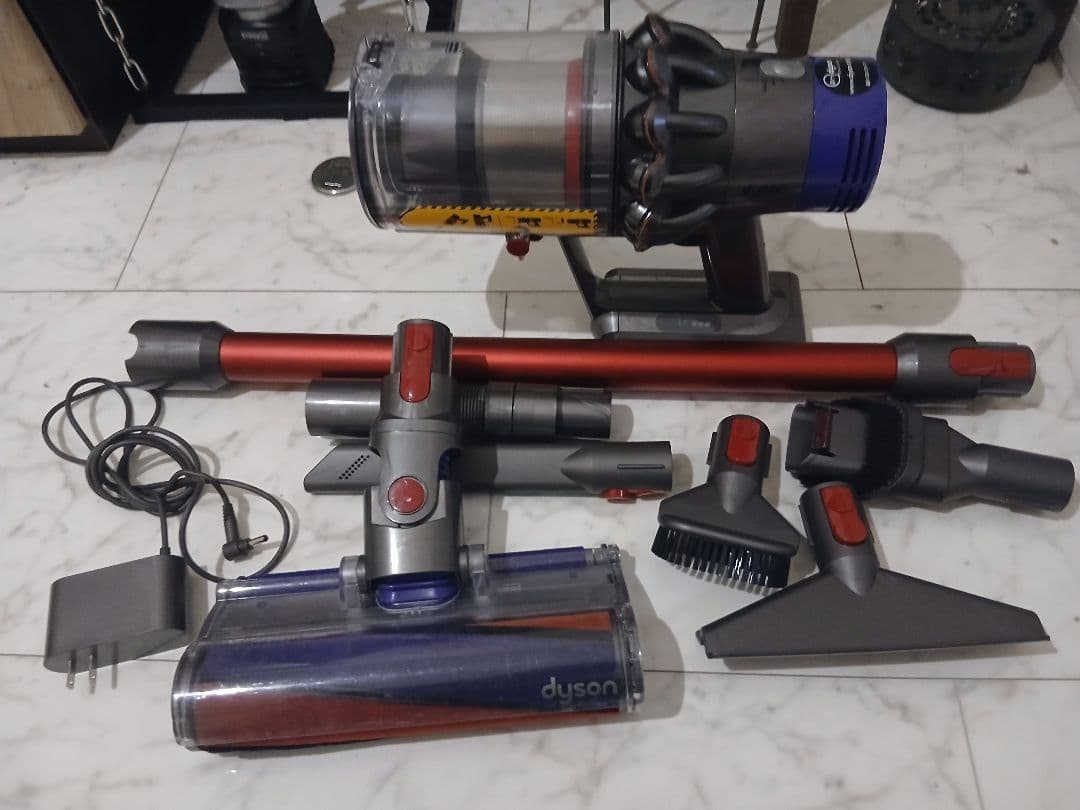 Dyson V10 SV12 本体一式 動作品