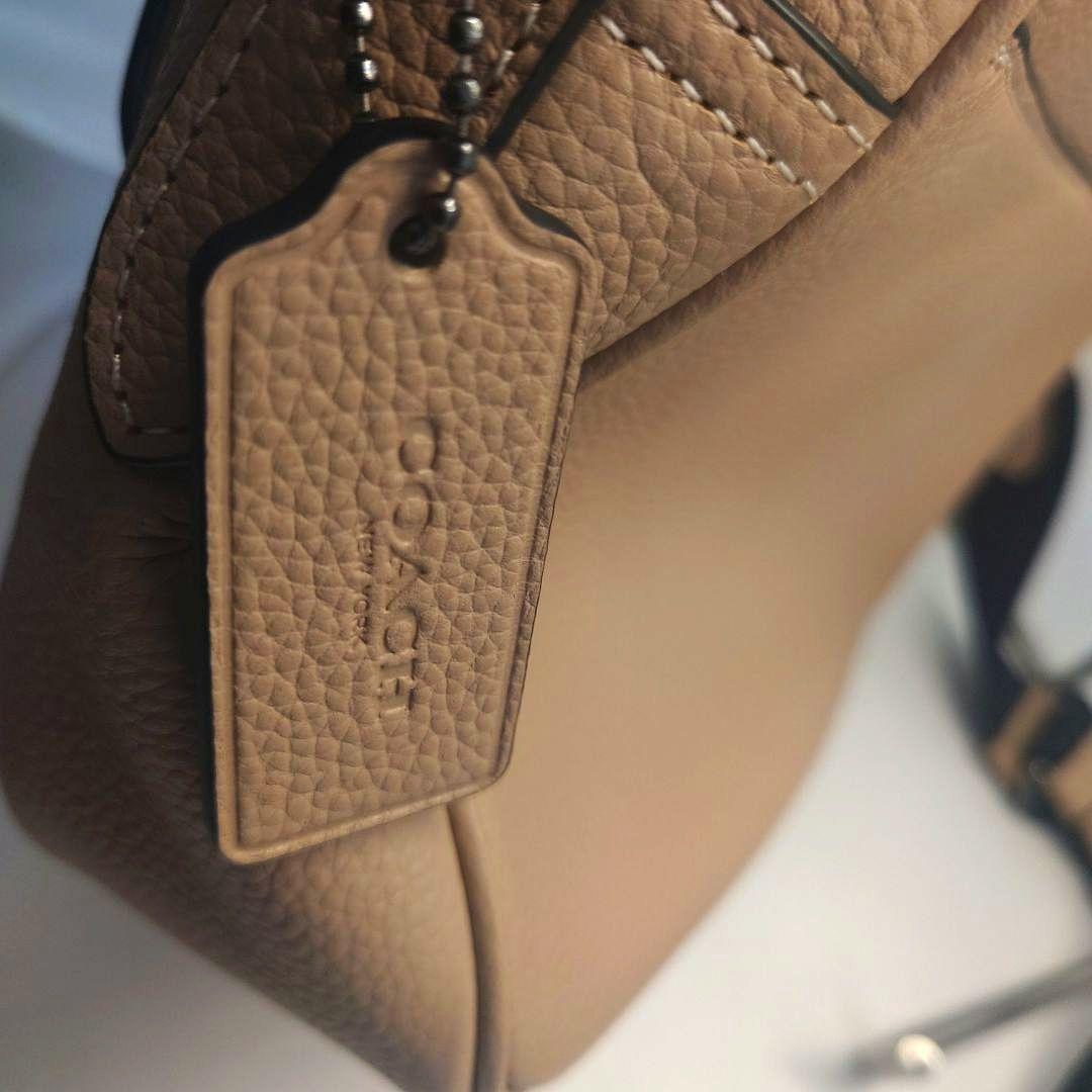 極美品　コーチ　COACH　ショルダーバッグ　クロスボディ　C5399　ハドソン
