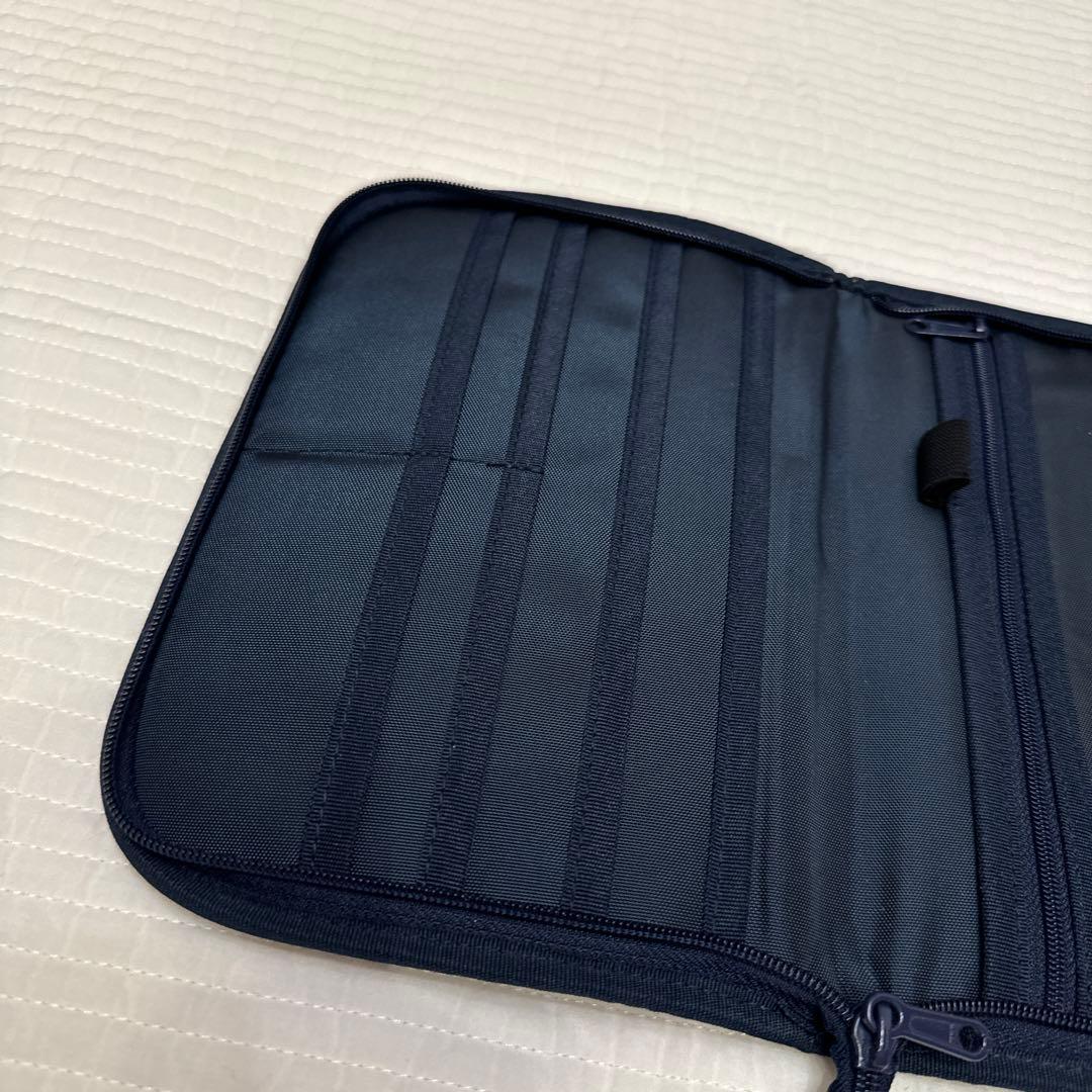 【美品】familiar ファミリア　母子手帳ケース002