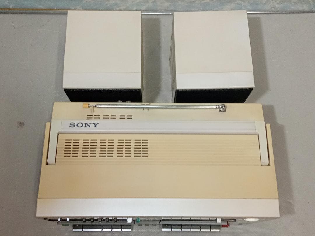 ソニー ラジカセ CFS-W600 ジャンク扱い 昭和レトロ SONY