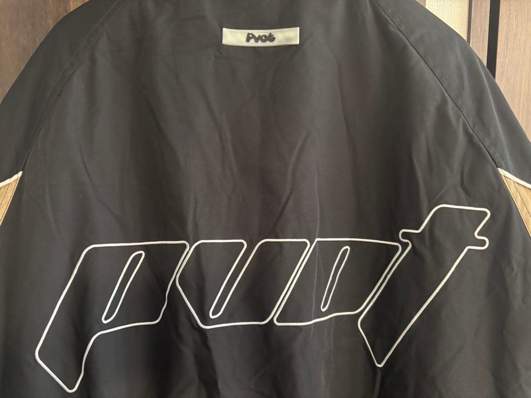 【XL】PVOT CREW STADIUM JACKET BLACK/BEIGE