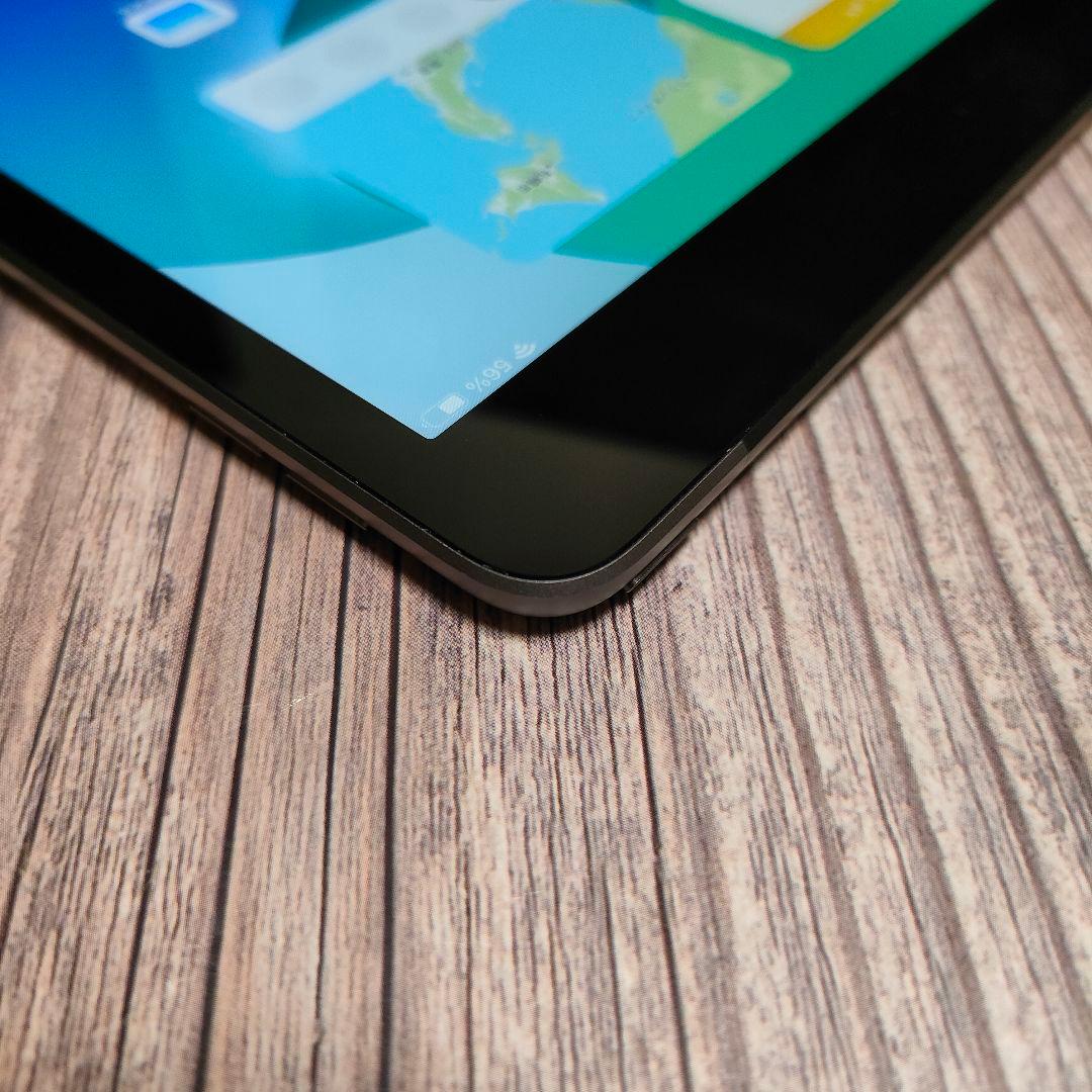 Apple iPad 第7世代 32GB SIMフリー 新品近い