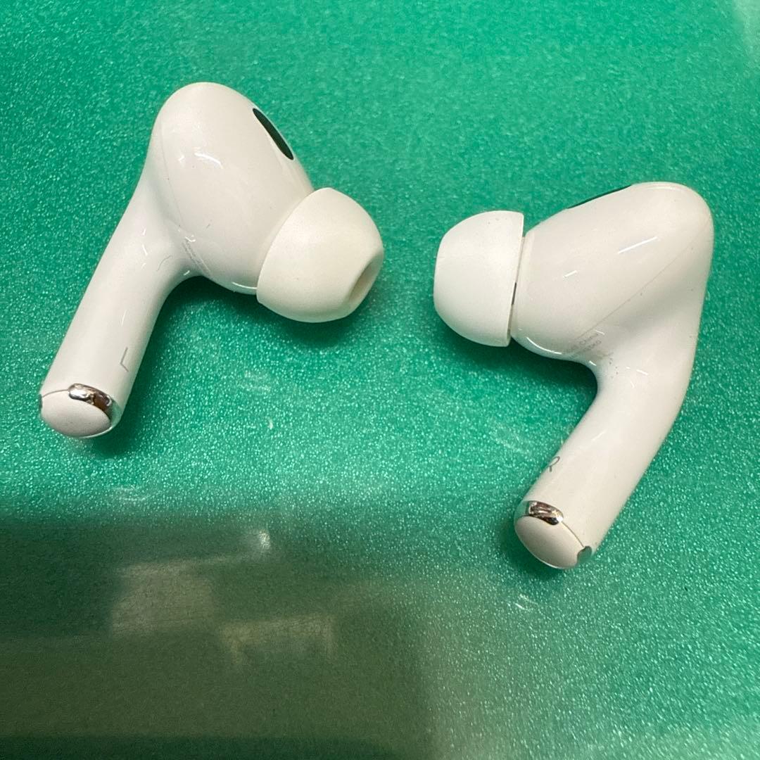 動作品！ 最新モデル Apple AirpodsPro 第2世代 ホワイト