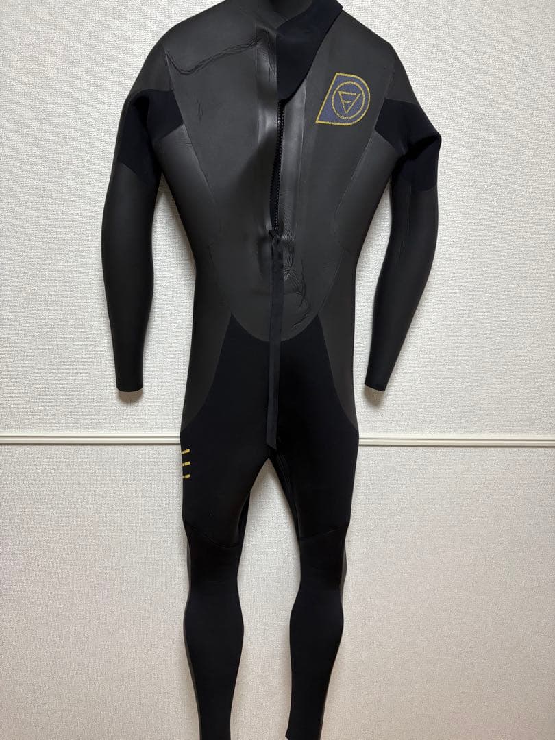 DOVE 冬用ウェットスーツ　ブラック