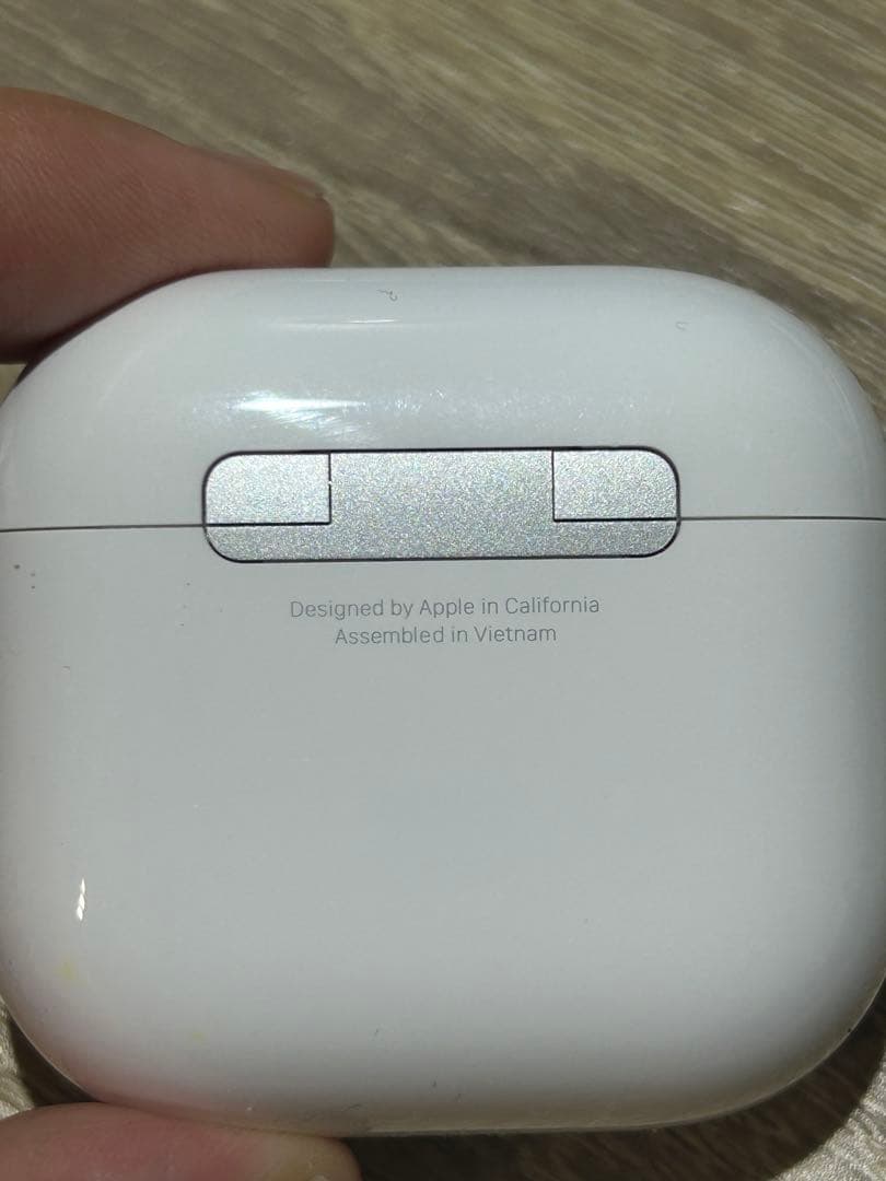 11/15(土)までの限定価格‼️AirPods 4ノイズキャンセリング 付き