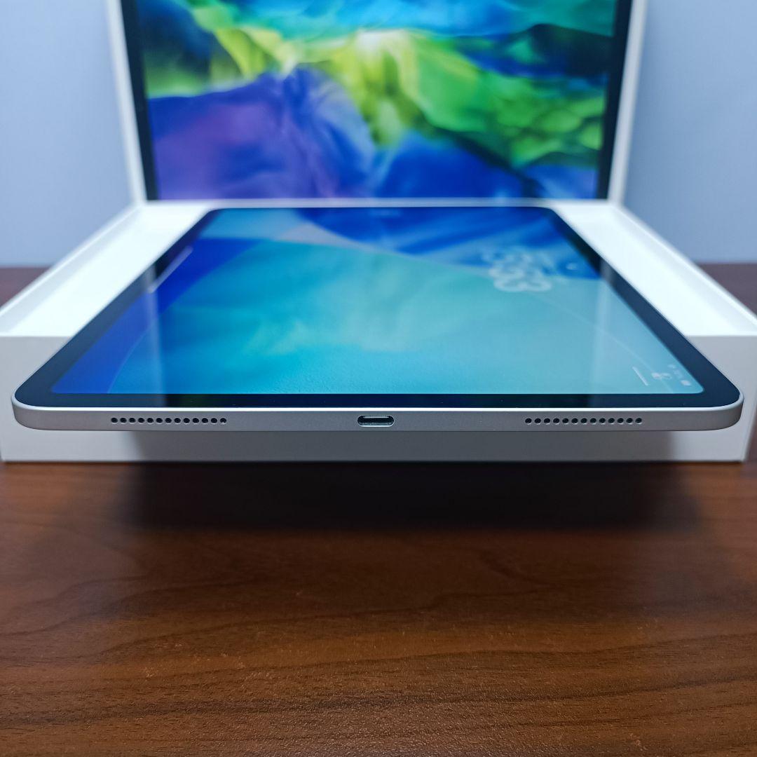 (美品) iPad Pro 11インチ 第2世代 256GB、 Keyboard