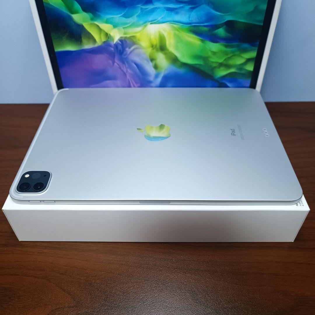 (美品) iPad Pro 11インチ 第2世代 256GB、 Keyboard