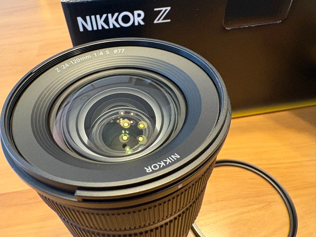 NIKKOR Z 24-120mm f/4 S レンズ