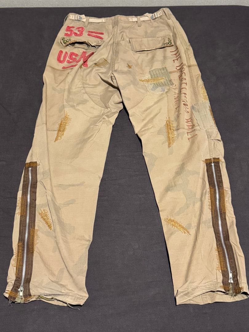 中国長城グレイトチャイナウォール　リメイクパンツカーキ