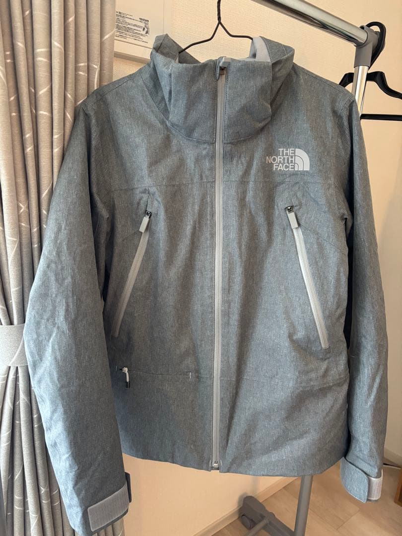 ノースフェイス　スキースノーボードウェア　Mサイズ