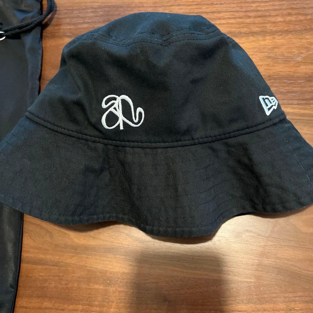 NEWERA×AMERI BASIC LOGO BUCKETHAT ブラック