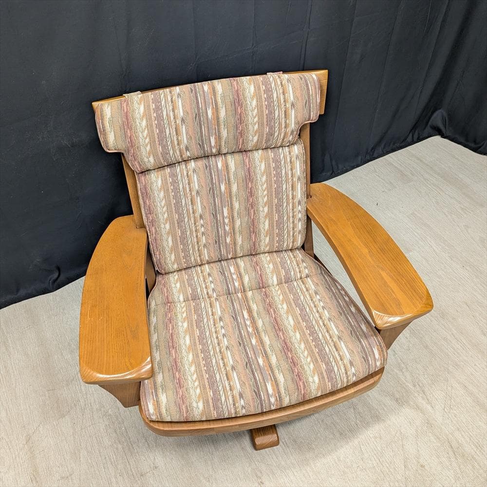 イーストウッド　回転式　アームチェア　一人掛け　シングルソファ　1P　チェア　B