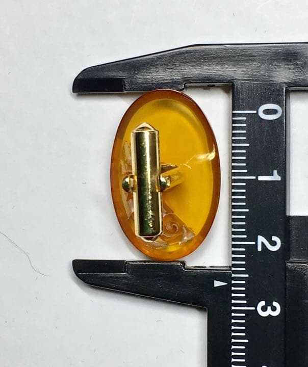 本鼈甲カフスセット 白甲透かし彫楕円ごったま