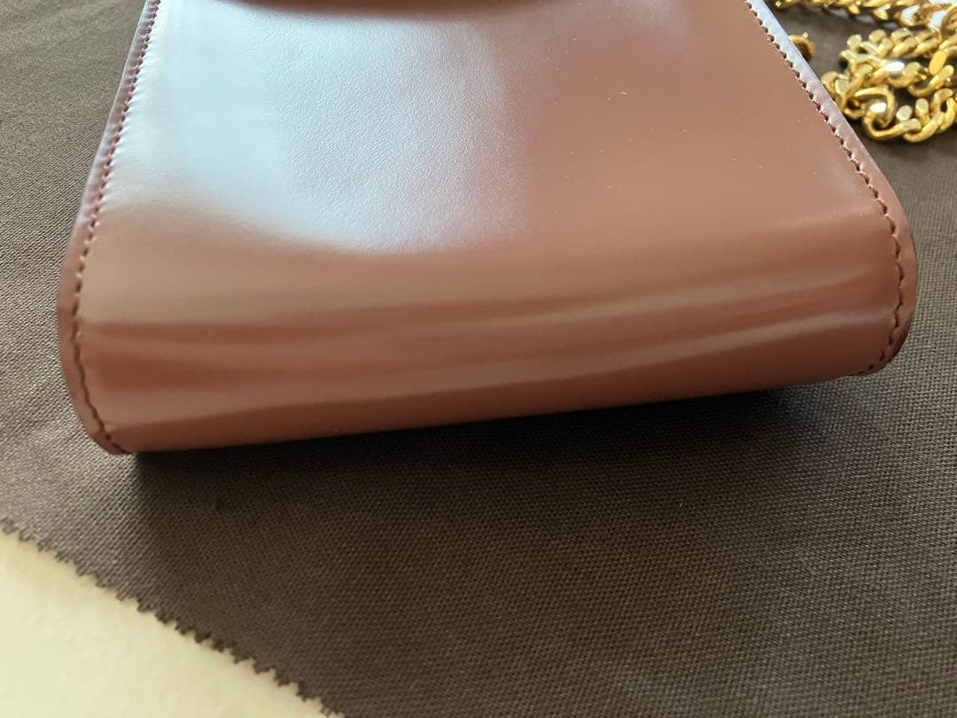 m*♡様 TOD'S トッズ スマホショルダーバッグ ブラウン