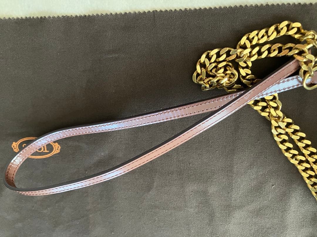 m*♡様 TOD'S トッズ スマホショルダーバッグ ブラウン