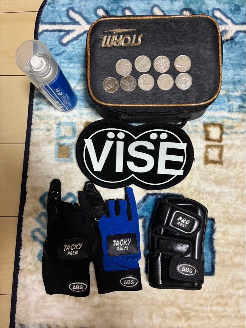 ボウリング用バッグとボールセット