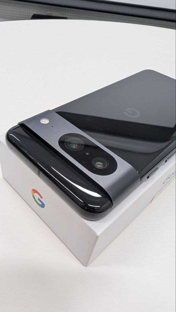 Google Pixel 8 256GB ブラック 海外SIMフリー 美品