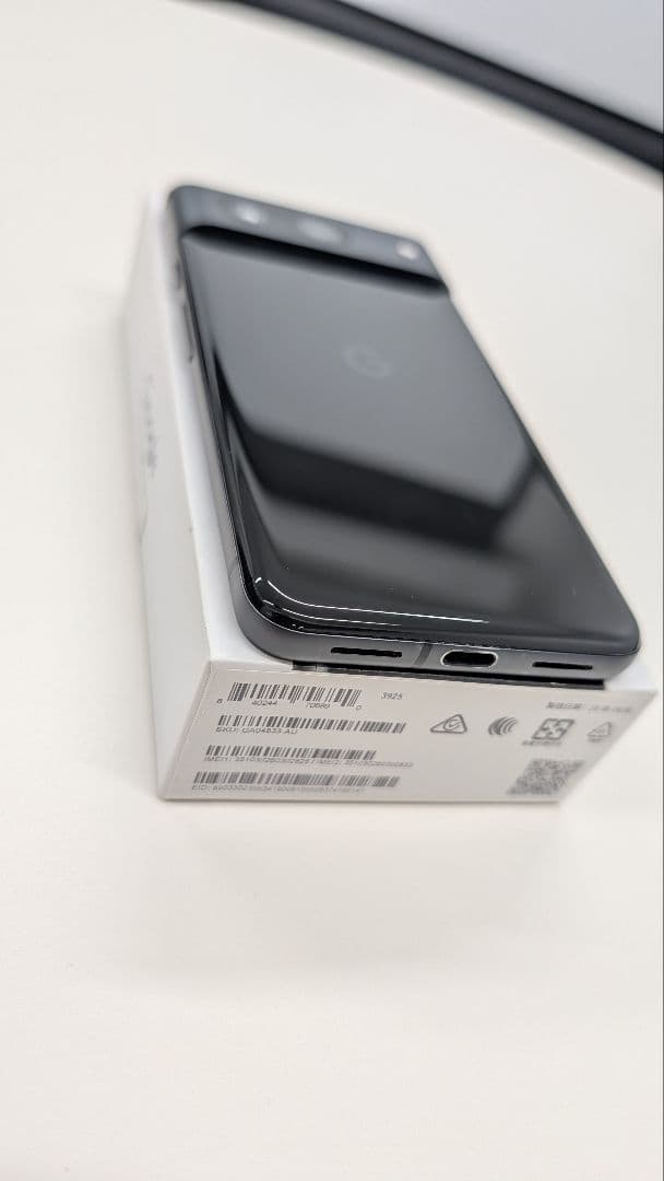 Google Pixel 8 256GB ブラック 海外SIMフリー 美品