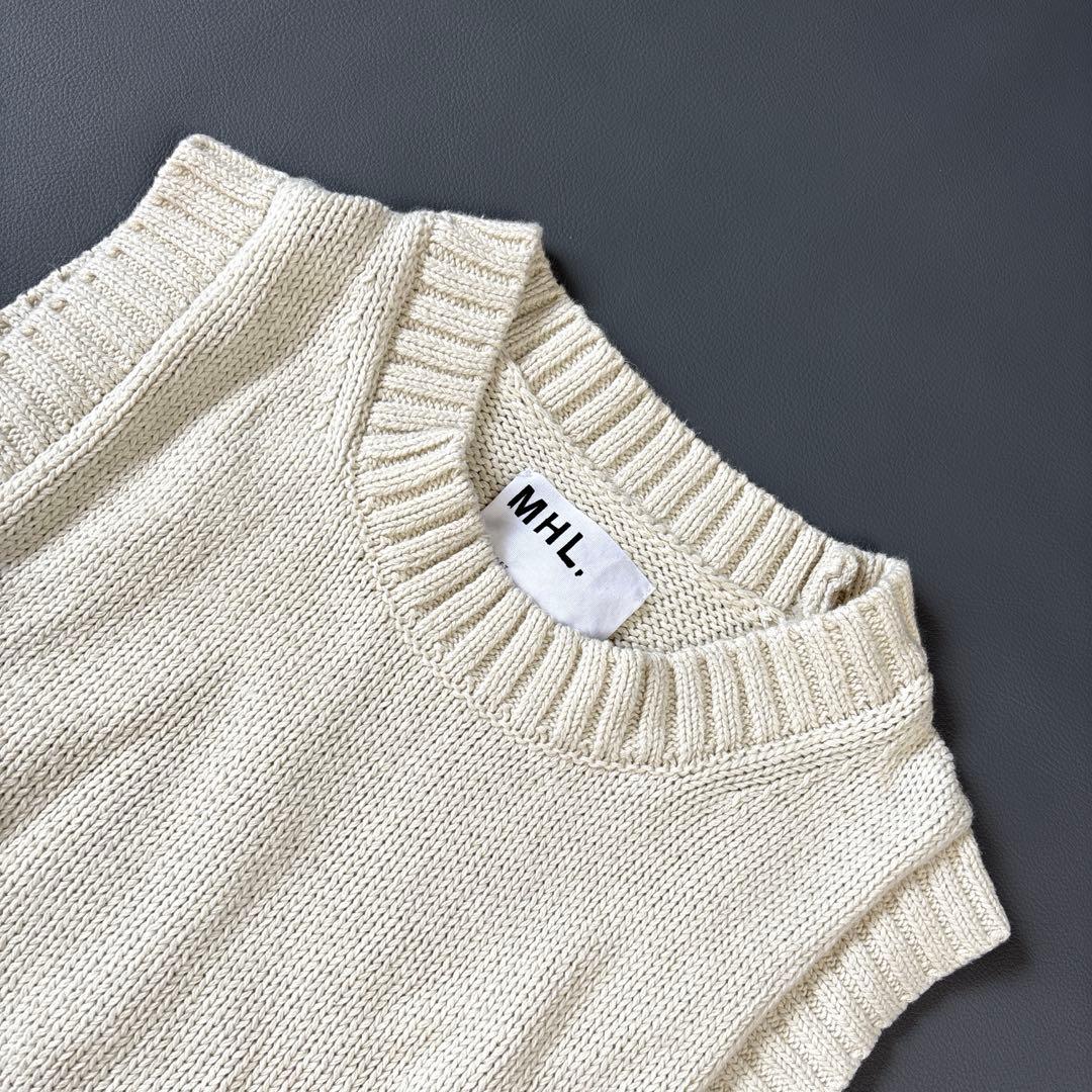 【24SS】未使用級✨MHL, コットンリブベスト アイボリー Mサイズ 現行