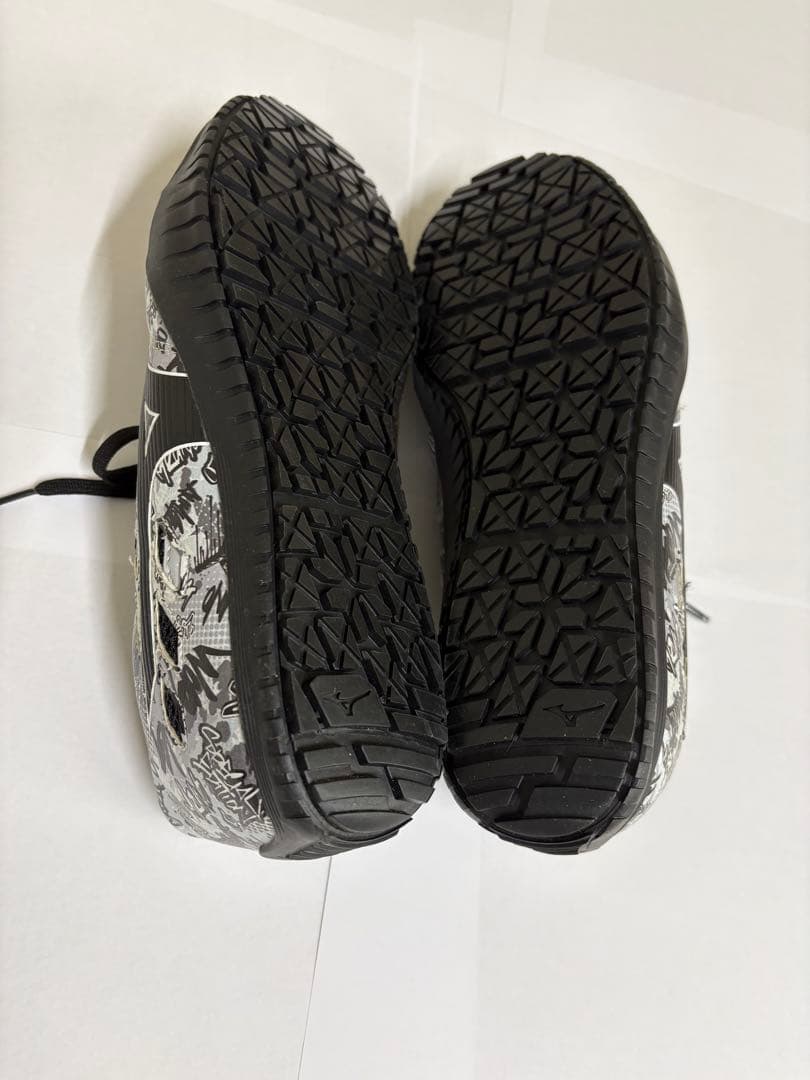 ミズノ 安全靴 オールマイティLS 限定 グラフィティ柄 26.0cm 美品