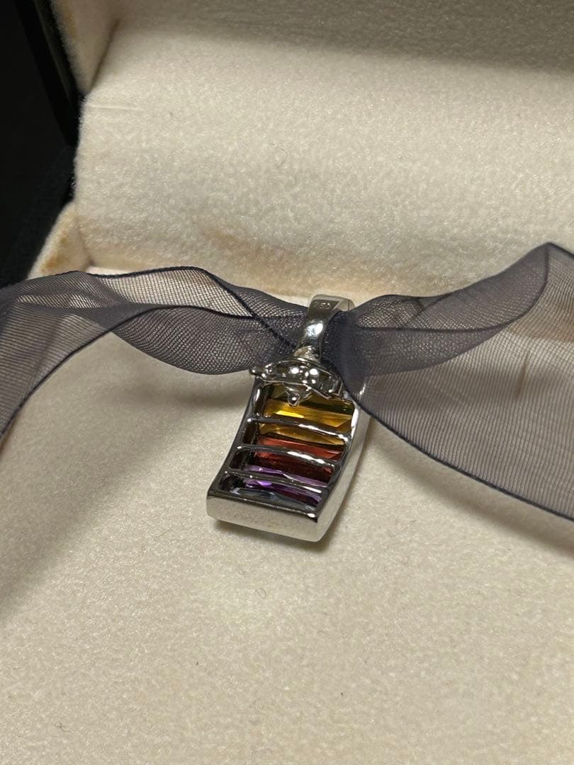 H.Stern マルチカラーペンダントトップ