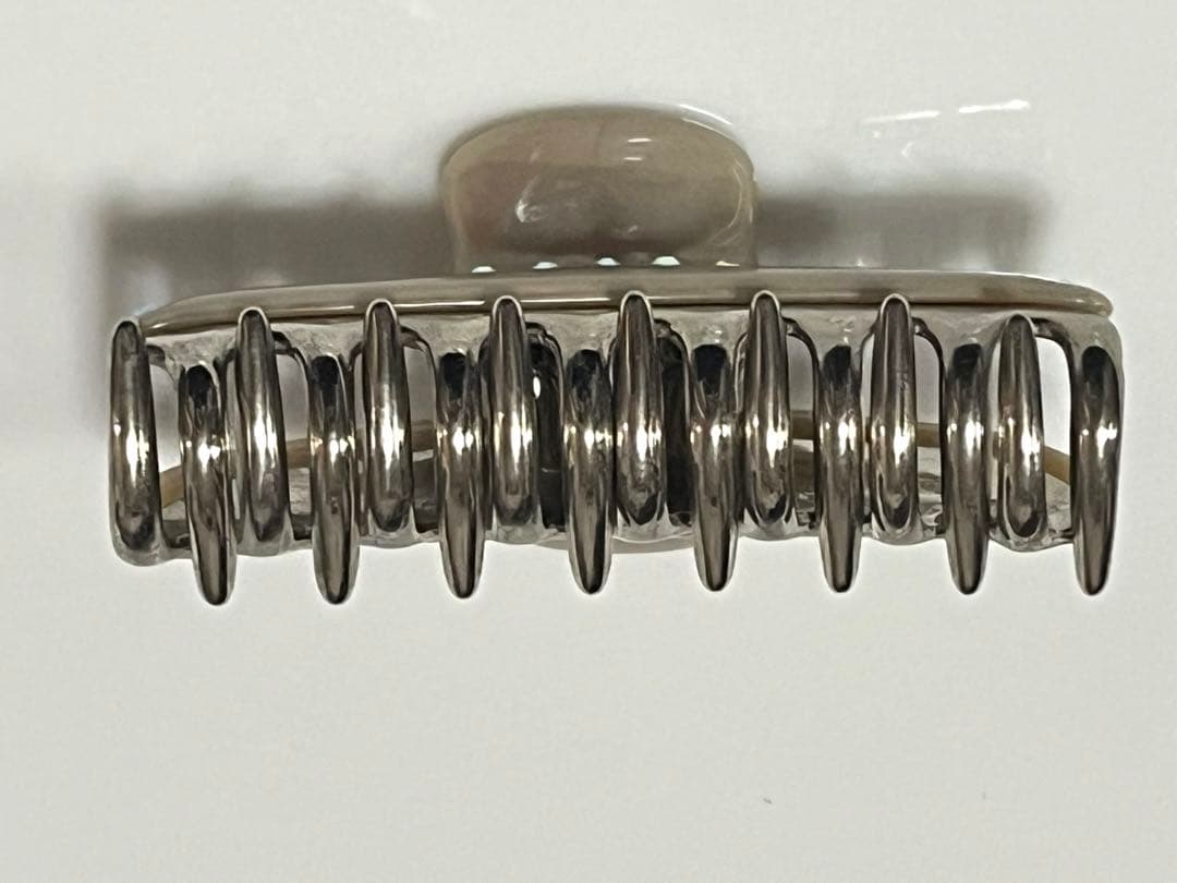 acca アッカ　ティアラクリップ