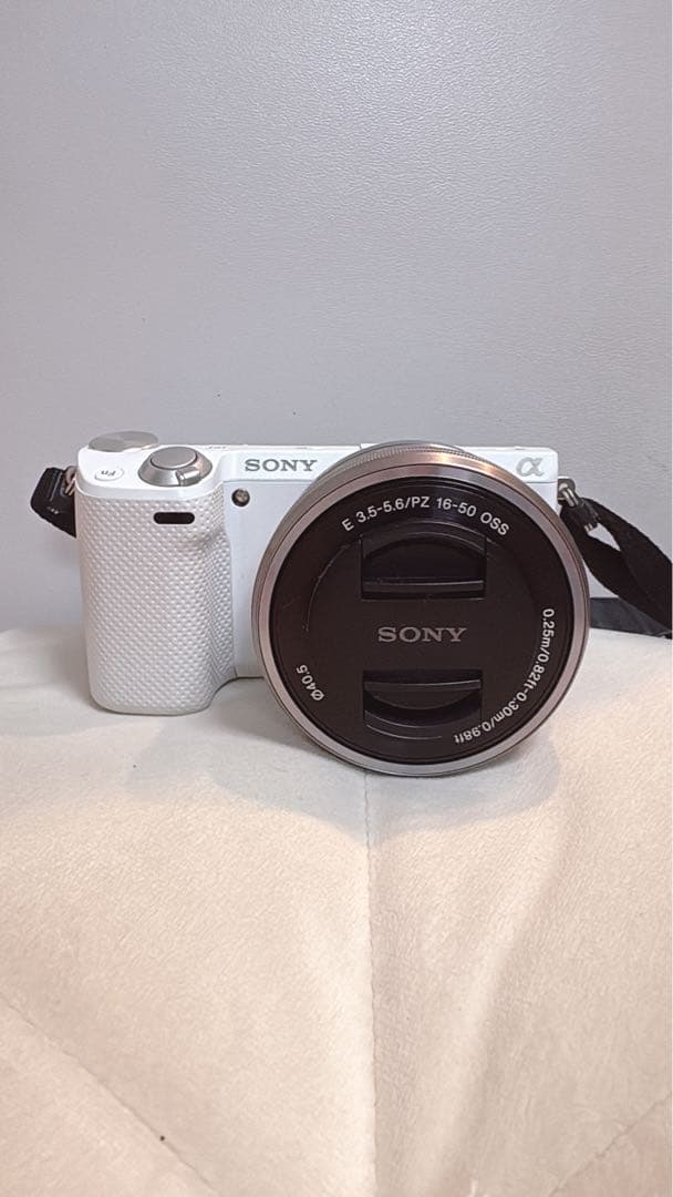 SONY NEX-5T ホワイト パワーズームレンズキット 箱あり 動作未確認
