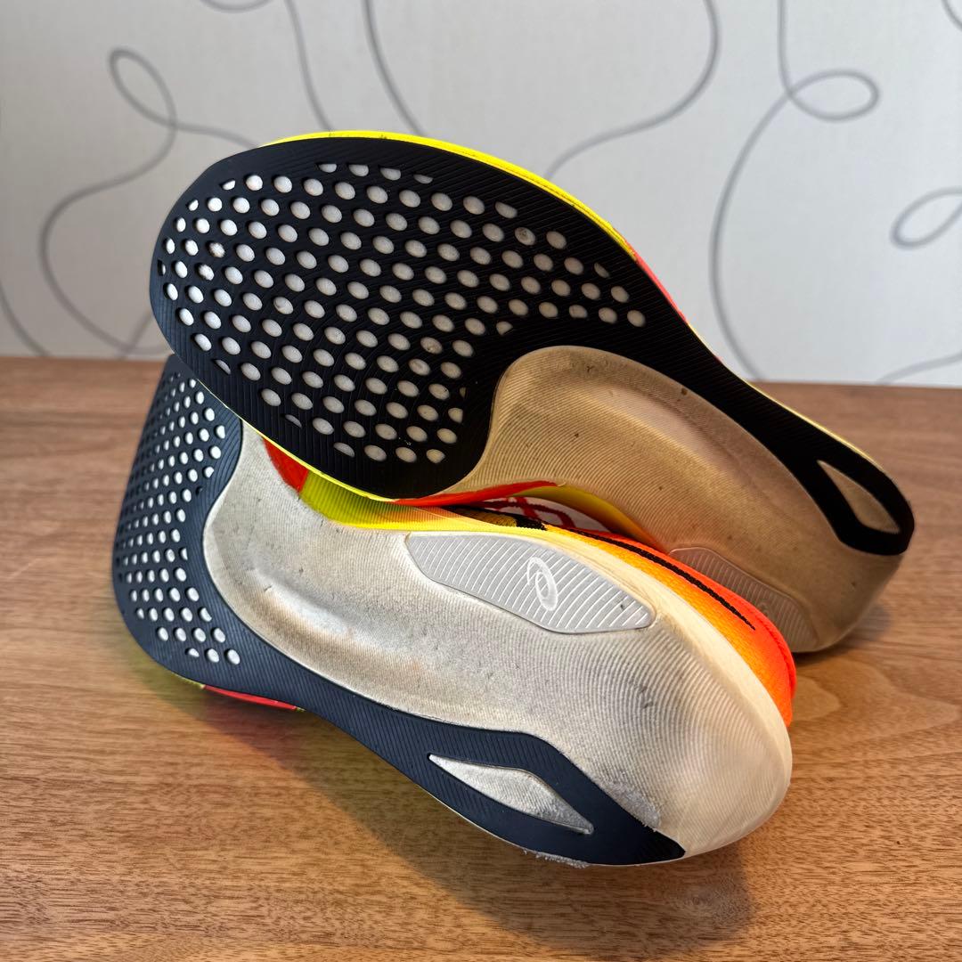 ASICS メタスピードエッジパリ　28.5センチ　中古品