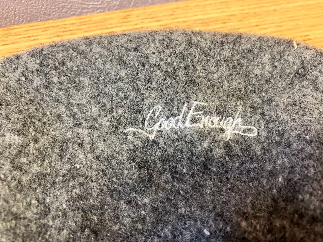 GOODENOUGH xKANGOL ベレー帽 グレー