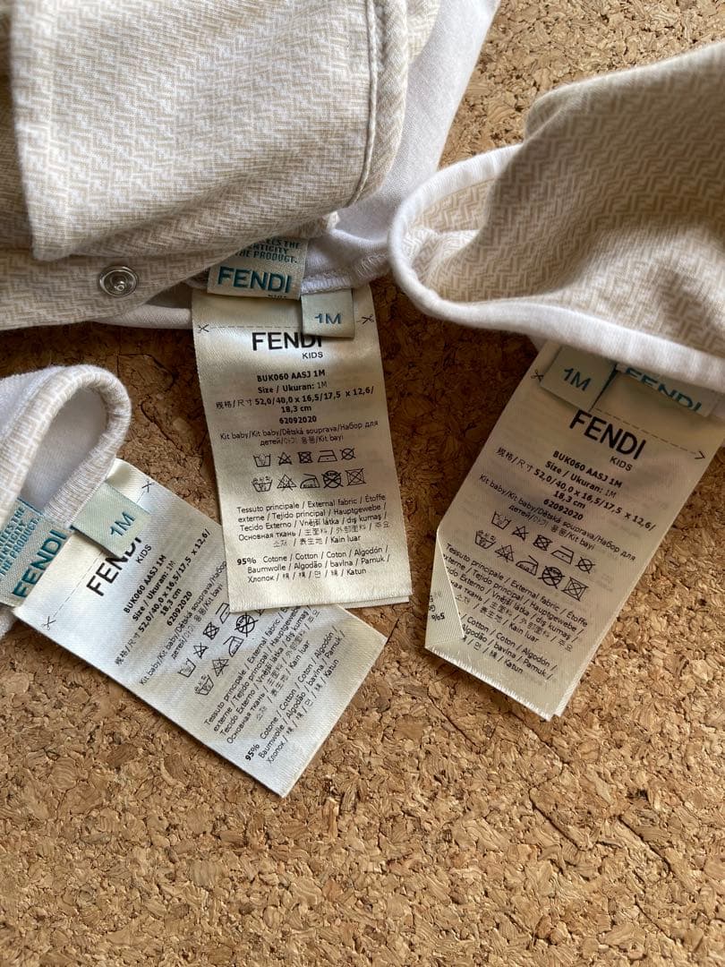 FENDI BABY ロンパース　1M