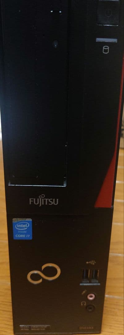 Fujitsu Infinity デスクトップPC