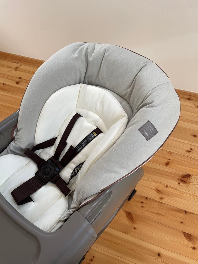 Combi ネムリラ AUTO SWING BD バースデイ限定デザイン