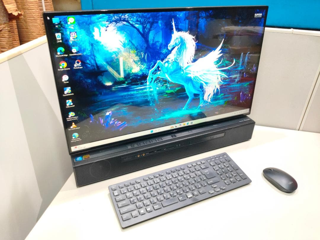 富士通☆27液晶一体化PC☆第8世代 Core i7/新品SSD☆Win11